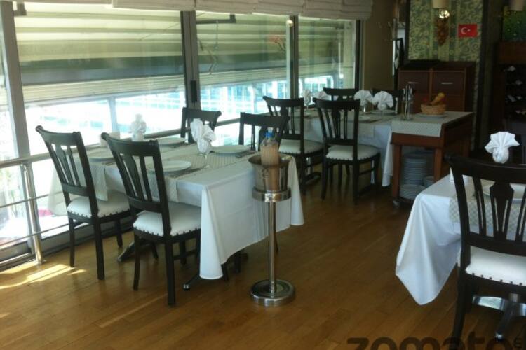 Emexotel Teras Restaurant Kartal Merkez Istanbul